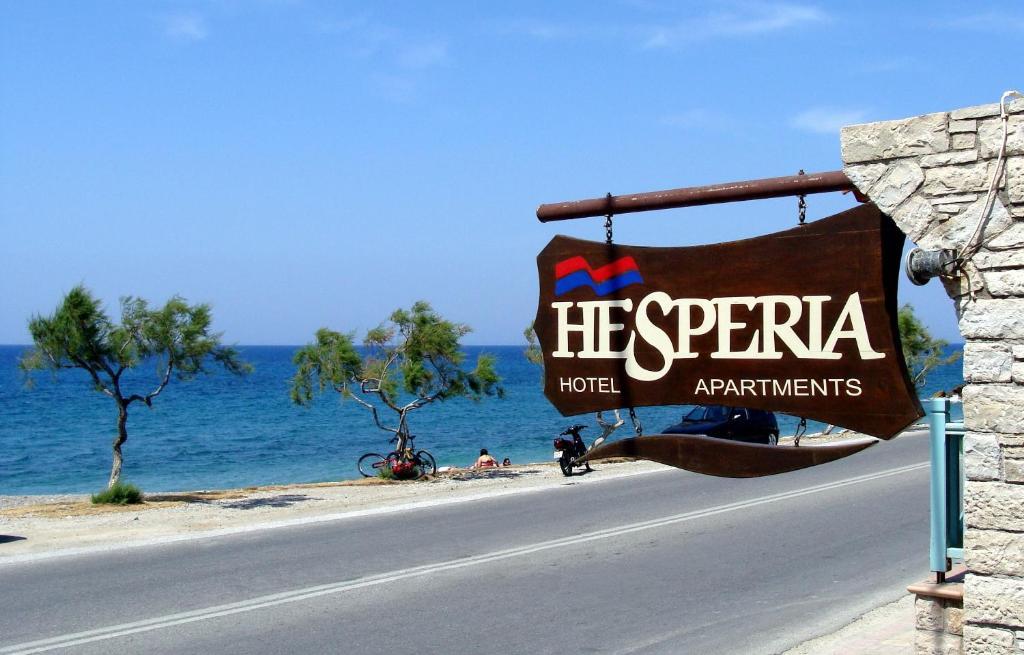 Hesperia Hotel Karlovassi Eksteriør bilde