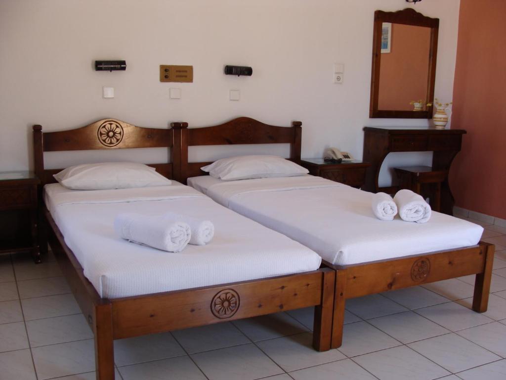 Hesperia Hotel Karlovassi Rom bilde